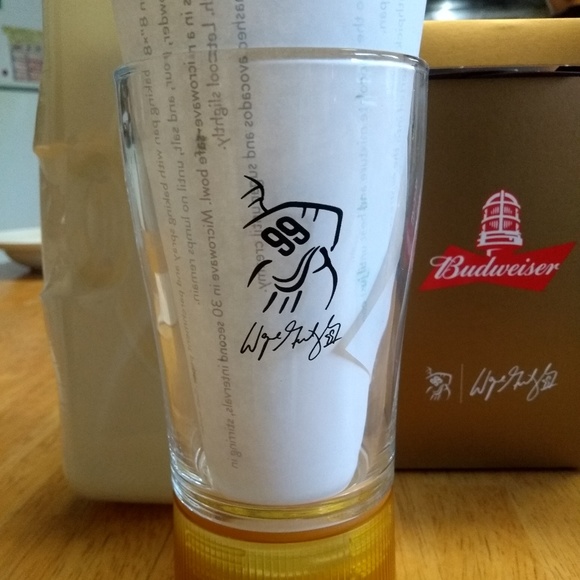 NIB Ltd Edition Wayne Gretzky Gold-Synced Glass - Picture 1 of 8